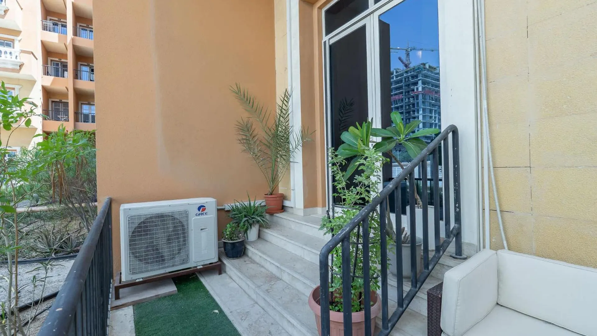 Apartment A Wonderful 2 Bedroom In Jvc With Terrace Dubai